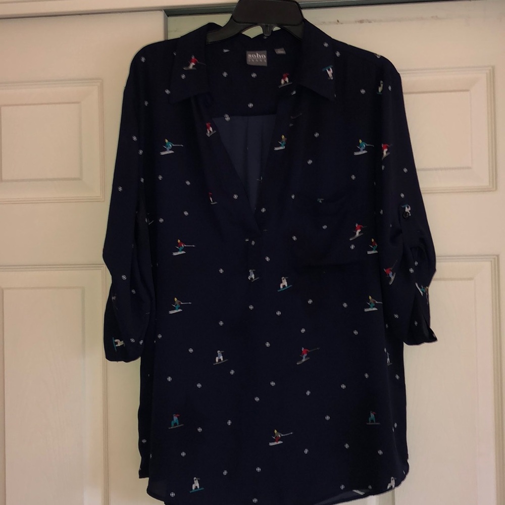 Ski themed flowy top